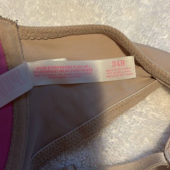 Bras - Picture 9 of 9